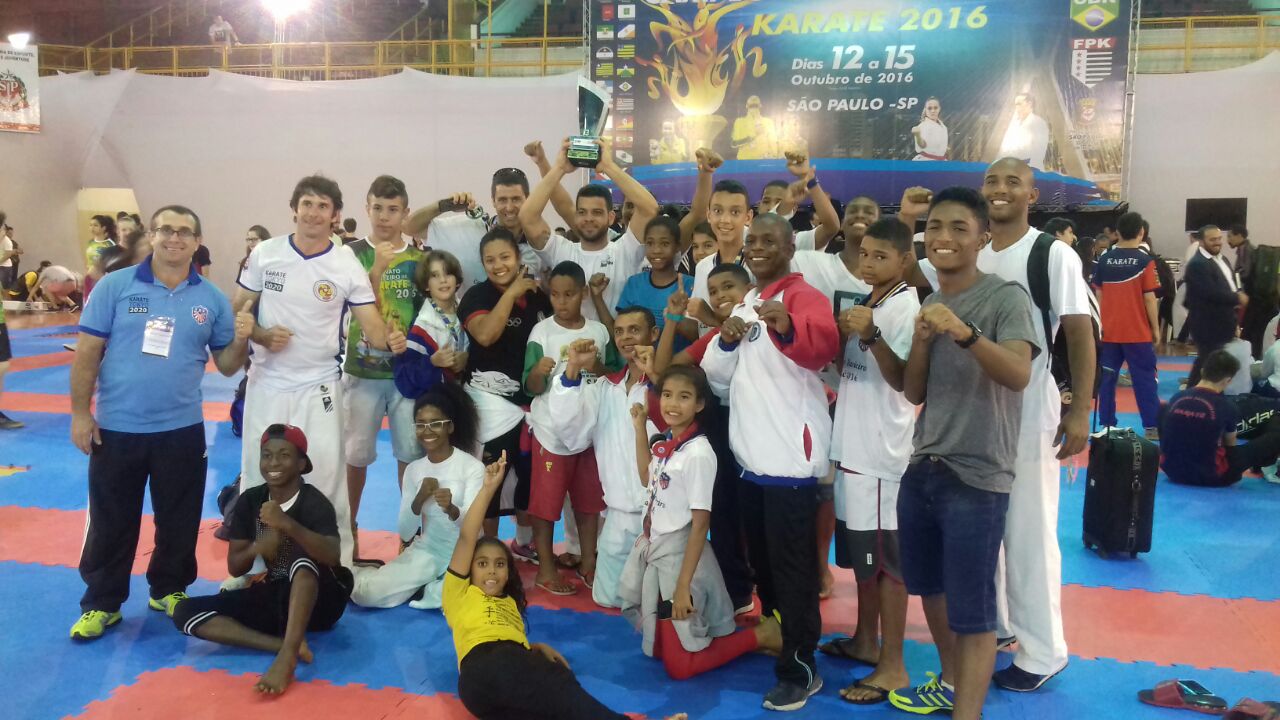 2b7cdc43-e574-478a-9bed-2586bb923705