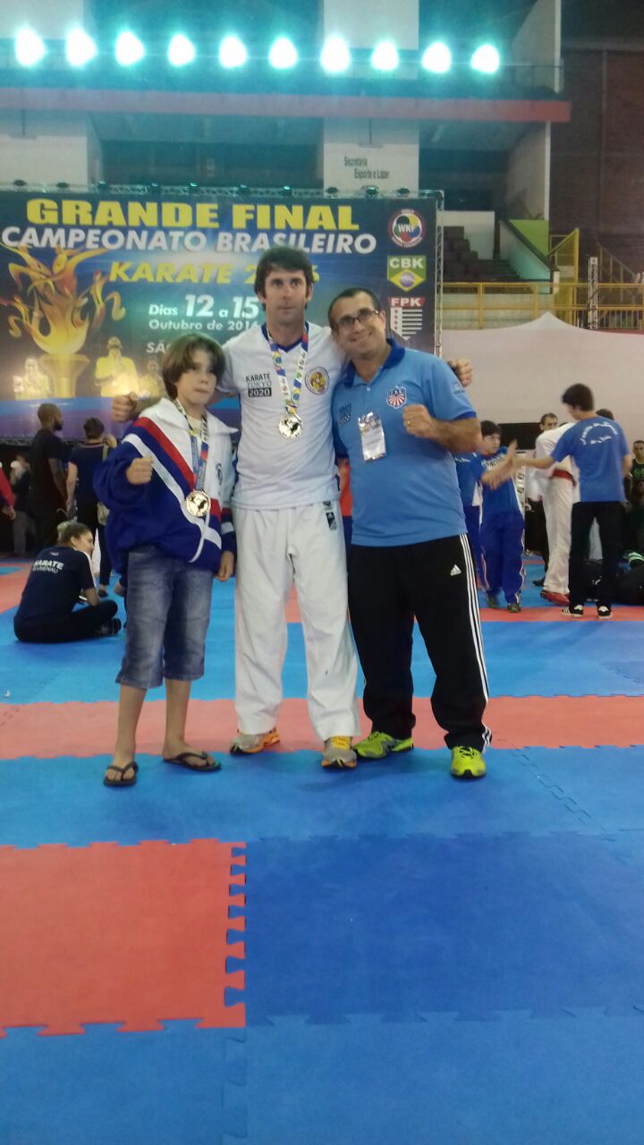 2dca2be7-36b7-4501-8e35-651f5b3323dc