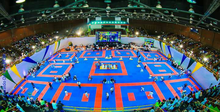 7ef7d123-cf67-4556-8bf1-fd3ba51367ea