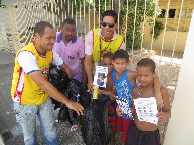 529774_517784274938266_1635346228_n