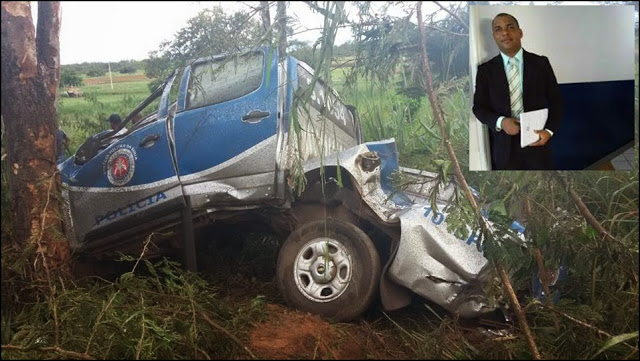 Viatura capota e mata policial na BR-242