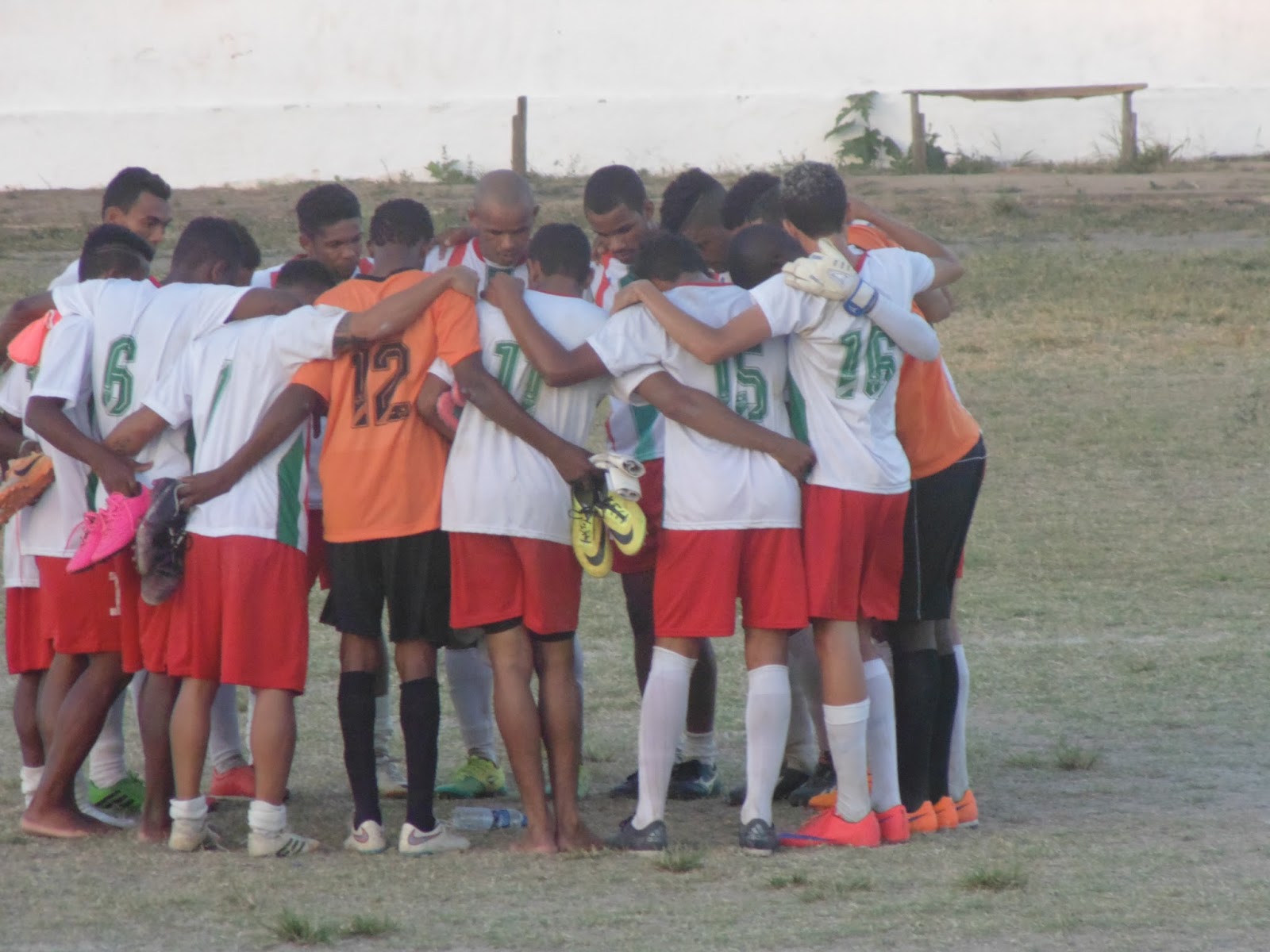 Seleção de Itaberaba perde de 2X0 para a seleção de Feira de Santana