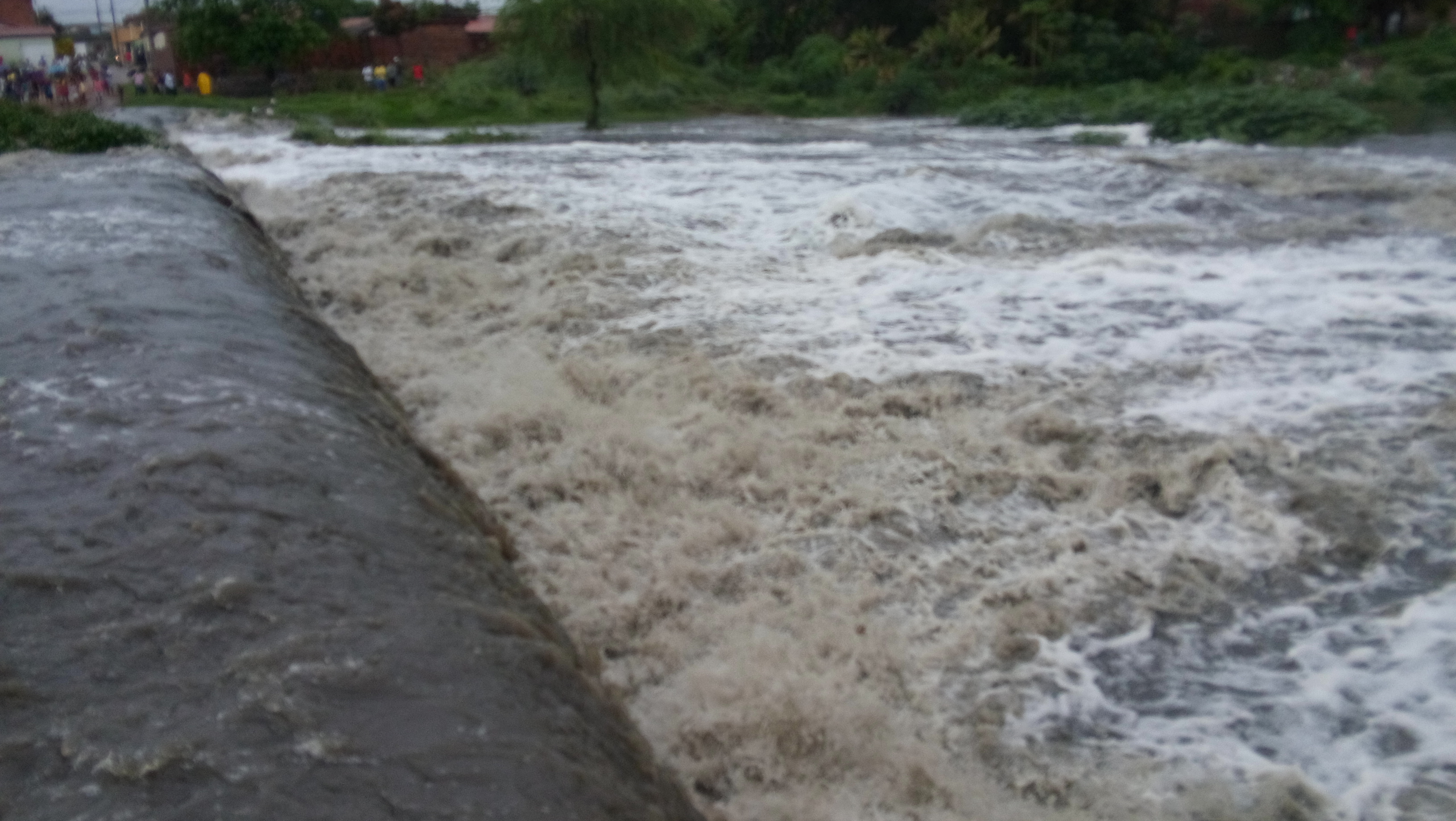 Brisa da Chapada está parcialmente ilhado em Itaberaba