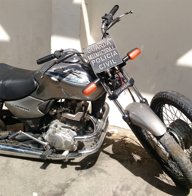 Policia Civil e Guarda municipal apreendem moto roubada em Itaberaba