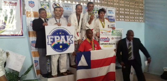Karatê de Itaberaba participa do Brasileiro de Karatê