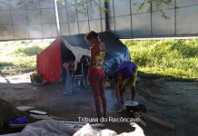 Casal de Itaberaba está morando há 1 ano em barraca de lona em Santo Antonio de Jesus