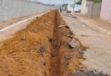 Conjunto Universitário recebe obra 2500 metros de rede de esgoto em Itaberaba