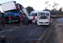 Grave acidente na BR-242 faz mortos, feridos e um longo congestionamento