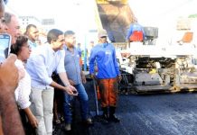 Prefeito dar início às obras de asfaltamento de avenidas em Itaberaba