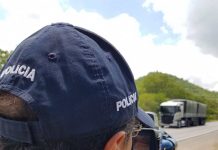 PRF flagra mais de 600 veículos em excesso de velocidade na BR-242