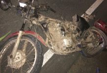 Homem morre após motocicleta em que estava ser atingida por carro na BR-242