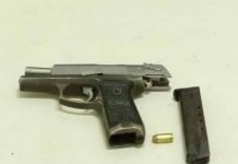 Após denuncia, Policia encontra arma de fogo escondida em veículo que estava apreendido na delegacia de Itaberaba