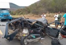 Colisão entre carro e caminhão deixa dois mortos na BR-116, no trecho de Jequié