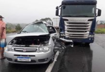 Grave acidente deixa feridos na BR-242, nesta sexta-feira (06)