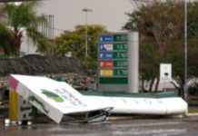 Ventos fortes provocam danos em vários bairros de Itaberaba