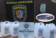 Policiais recebem doação de Alcool Gel de empresa em Itaberaba