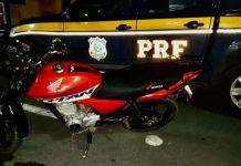 Motocicleta adulterada é recuperada na BR-242, próximo ao Zuca