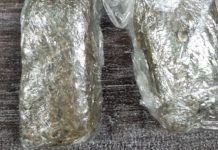 Estudante é flagrada transportando droga escondida em bagagem na BR-242