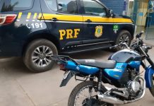 Moto roubada há mais de 11 anos é recuperada na BR-242