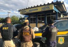 Mulher é presa com mochila cheia de cocaína em Itaberaba