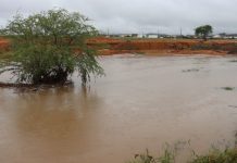 PRF em alerta com a represa do Riacho do Feijão às margens da BR-242, em Itaberaba