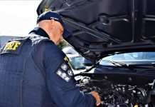 PRF apreende veículo com registro de roubo, na BR-242, em Itaberaba