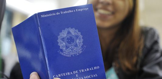 Inova Cosméticos está recebendo currículos em Iaçu