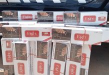 PRF apreende 400 maços de cigarros contrabandeados durante fiscalização de ônibus na Chapada Diamantina