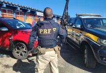 Homem pega veículo emprestado e acaba detido pela PRF em Simões Filho