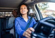 Motoristas de apps: governo vai propor jornada máxima de 12 horas com remuneração mínima