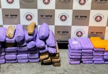 Em Itabuna, PM prende suspeitos de tráfico