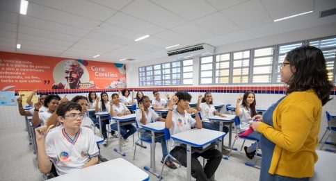 SEC publica orientações para a programação da Carga Horária dos professores