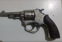 Iaçu: Homem é preso com arma de fogo, em João Amaro