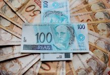 Homem ganha na loteria em agosto, troca números e ganha novamente