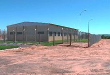 Jovem de 25 anos é detida ao tentar entrar em presídio na Bahia com drogas nas partes íntimas