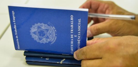 Instituto do Rim divulga vaga de emprego para Auxiliar Administrativo em Itaberaba