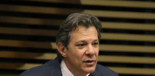 Haddad diz a Tarcísio que governo deve renegociar dívidas dos estados