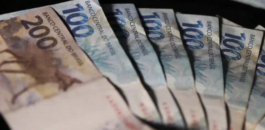 CNM apresenta proposta para previdência e desoneração da folha de pagamento dos Municípios