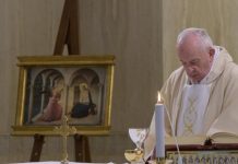 Após cancelar ida à Via-Sacra, papa participará da Vigília Pascal