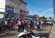 Protesto cobra término de obras de escola municipal no Norte baiano