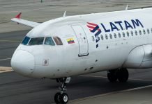 Boeing pede que aéreas verifiquem assentos dos pilotos envolvidos em incidente da Latam