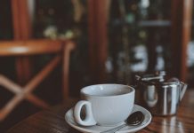 Quatros dicas para acabar com o vício do açúcar no café