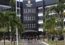 Homem é morto a tiros e testemunhas dizem que vítima reagiu a assalto