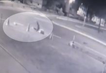 Mulher com bebê no colo é empurrada de carro em movimento na BA e ex-companheiro é suspeito