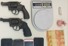 Suspeitos são presos com armas e drogas em Itatim