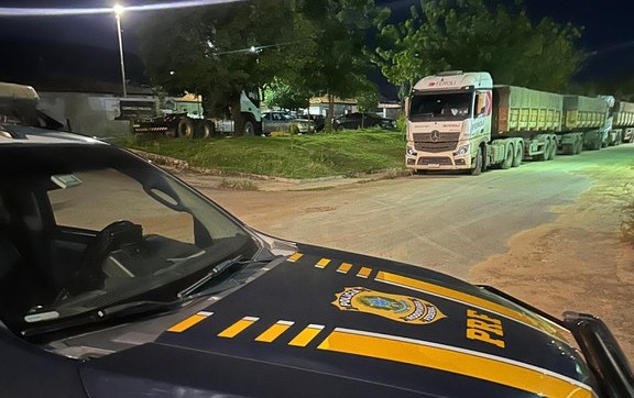 PRF realiza apreensão de 16 veículos com apropriação indébita, na BR-242 PRF realiza apreensão de 16 veículos com apropriação indébita, na BR-242