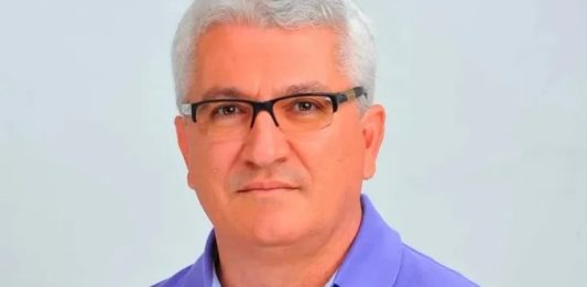 Prefeito de Riacho de Santana renuncia ao cargo