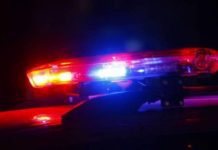 Batida entre carretas deixa um morto e 8 km de engarrafamento na Bahia