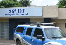 Mulher morre e namorado fica ferido após serem espancados Mulher morre e namorado fica ferido após serem espancados