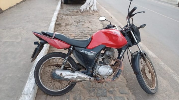 PRF recupera motocicleta adulterada em Inhambupe